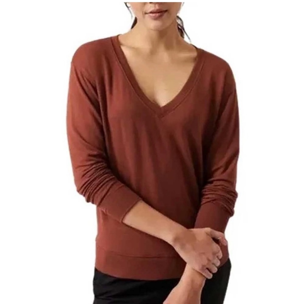 Athleta Women's V-Neck Top in Rust